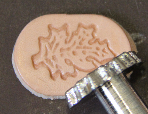 Punziereisen / Prägewerkzeug / Lederstempel L930 ( Bä-05 )
