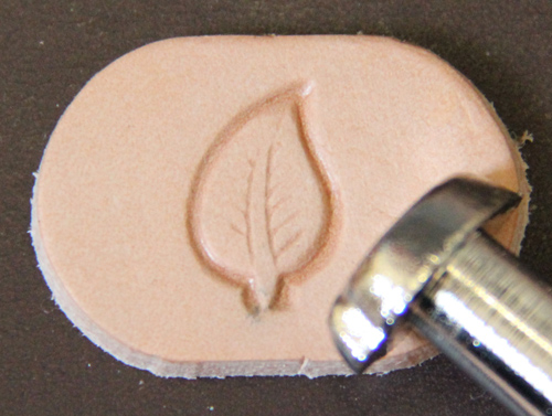 Punziereisen / Prägewerkzeug / Lederstempel L953 ( Bä-03 )