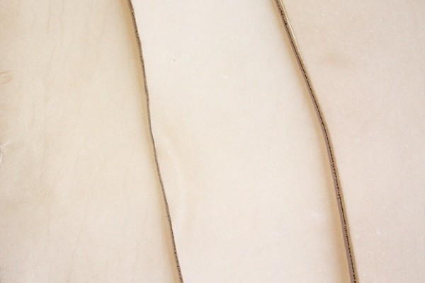 Leder - Blankleder-Hälfte natur (0,9 - 1,2 mm) 2,55 m²